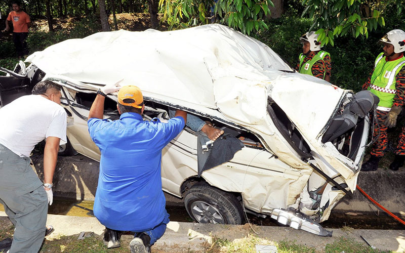 Dua Beranak Maut Dalam Kemalangan Di Jalan Ipoh-Gerik 