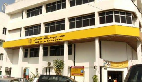Sikap Pegawai Maybank Tanah Merah Yang Keterlaluan Mynewshub