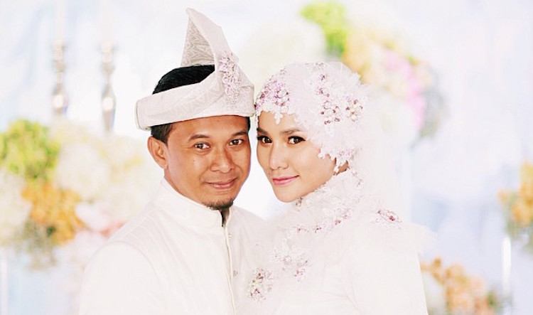 'Terima Kasih Kak Faye, Jaga Azmi Baik-Baik'