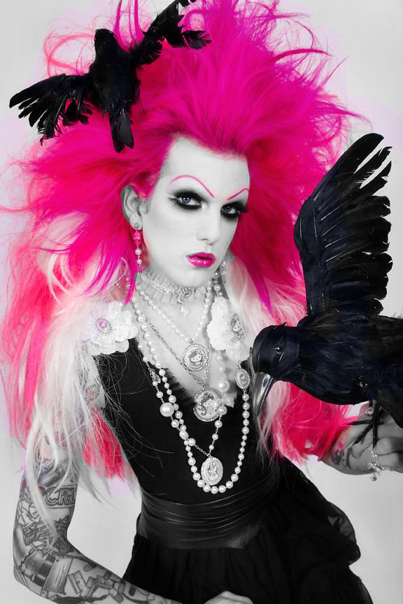 Jeffree Starr yang menjadi pujaan Ethan sejak dari kecil.