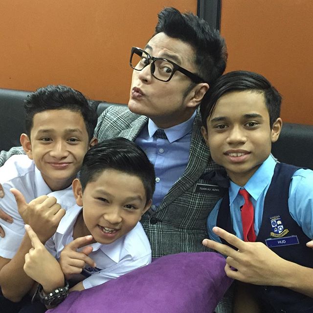 10349770_606525269505863_1325739604_n