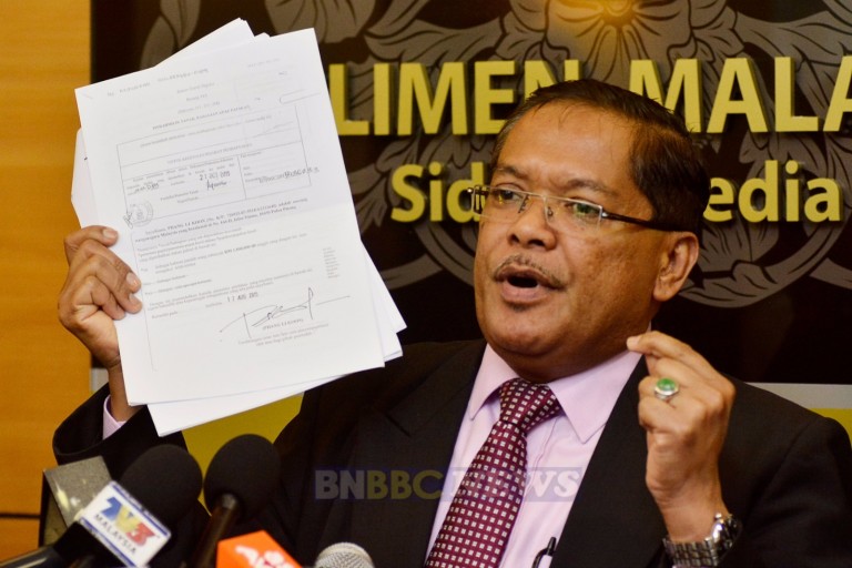 shabudin-vs-guan-eng1