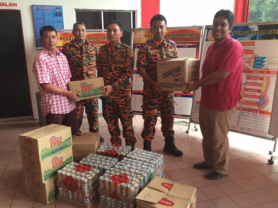 12924321_860456340744286_1656510396343200546_n