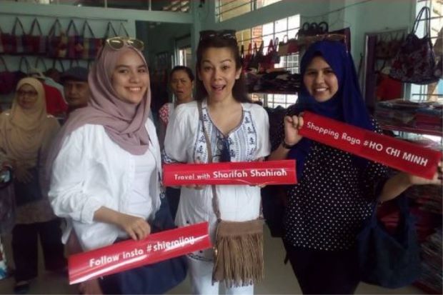 Sharifah Shahira melancong