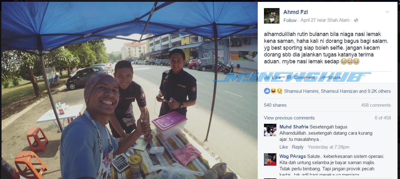 "Hihi dah biasa kena saman kekadang dorang tak yah turun van saya hulur ic kt tingkap je. takde hasil nak marah, baik kita senyum je," tulisnya.