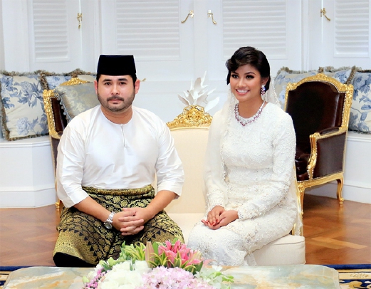 TMJ Timang Cahaya Mata Pertama, Seorang Puteri