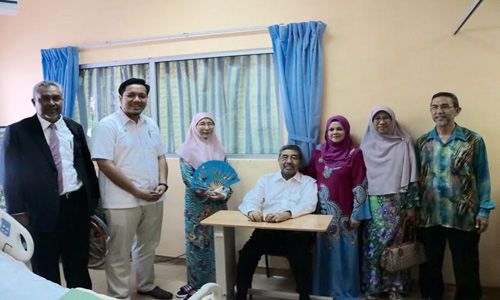 Wan Azizah Cabar Tun M Tanding PRU Jika Mahu....