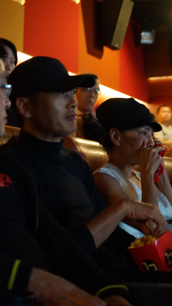 Chow Yun-Fat Beratur Beli Tiket Wayang Filem Sendiri
