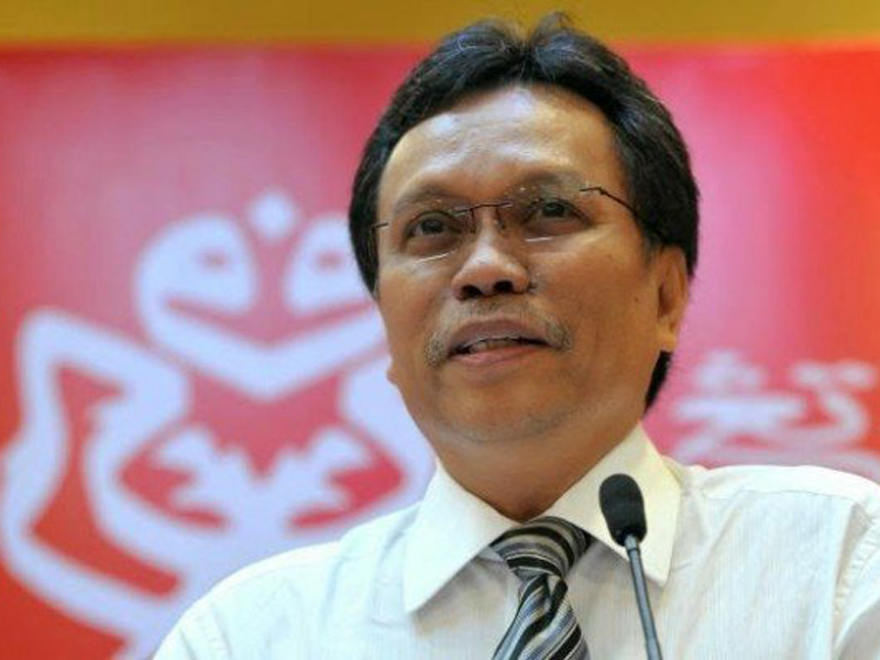 Shafie Apdal Bertindak Nekad Keluar UMNO - MYNEWSHUB