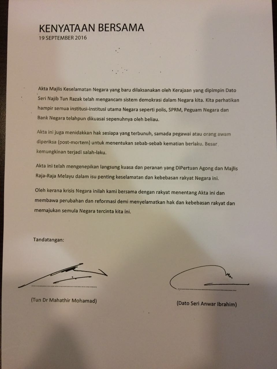 Tun M Dan Anwar Keluar Kenyataan Bersama Pulak!