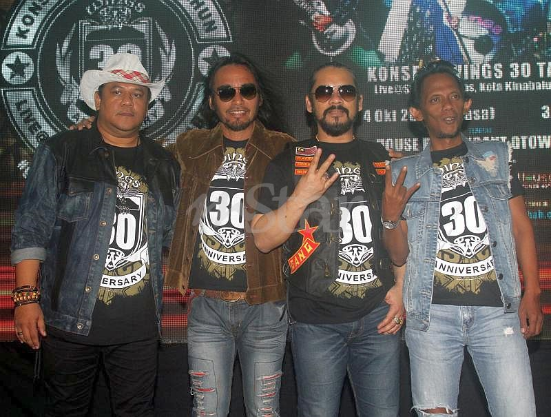 Dari kiri; Eddie, Joe, Awie dan Black.