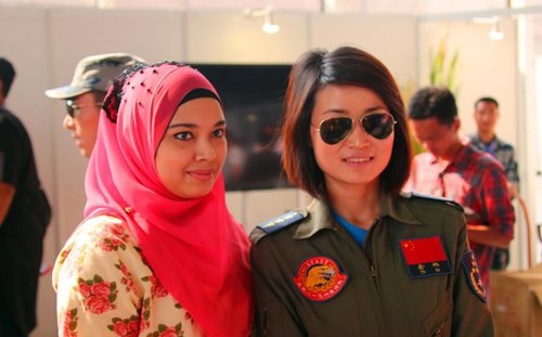 Pilot Jet Pejuang Wanita Pertama China Maut Kemalangan