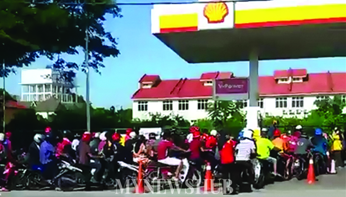 'Abam Peah' Sedekah Petrol Percuma Di Kota Bharu