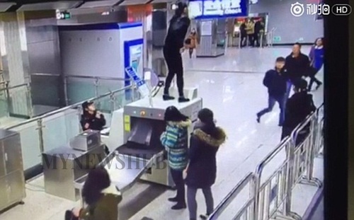Wanita Tunjuk Perasaan Bekas Majikan Tidak Bayar Gaji