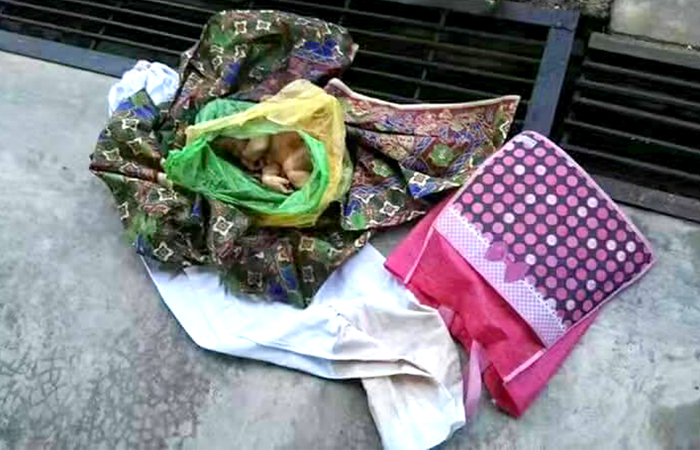 Mayat Bayi Dibungkus Dalam Plastik Di Tangga Surau