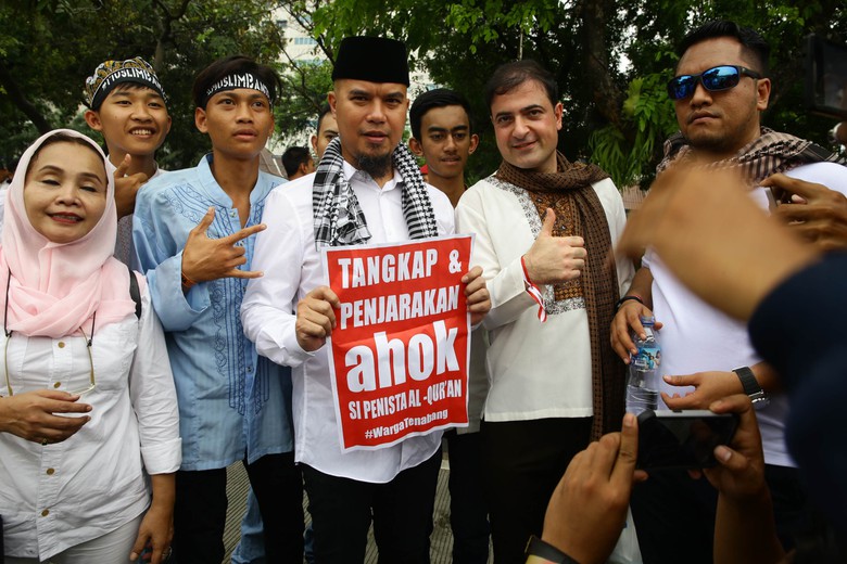 dhani1