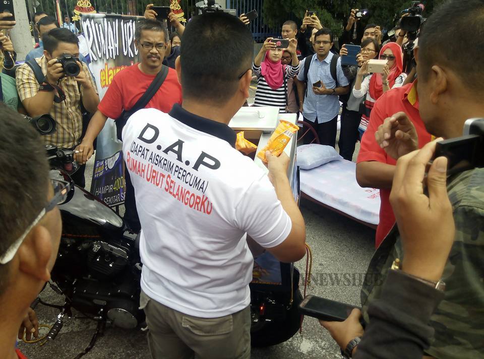Edar Ais Krim, Katil Simbol Selangor Juara Rumah Urut