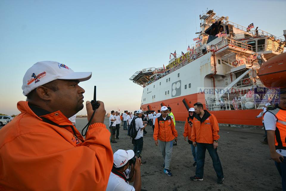 Flotila Tiba Di Yangon, Serah 500 Tan Bantuan Rohingya
