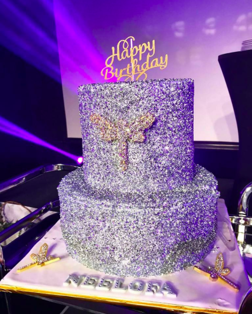 Neelofa Sambut Birthday Dengan Kek RM22 Ribu!