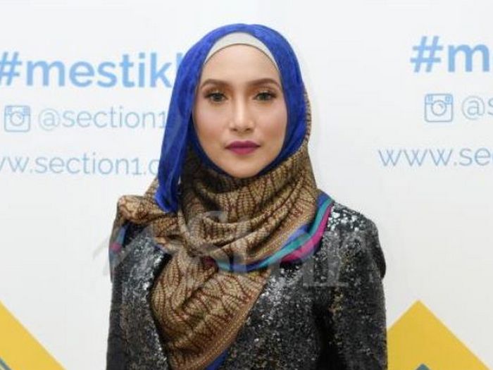 "Saya Sanggup Pegang Watak Ibu Tua" - Ziana Zain - MYNEWSHUB