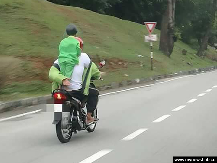Foto Budak Tadika Berdiri Bonceng Motosikal Tular