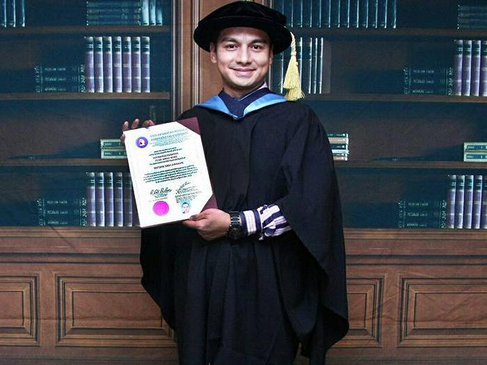 "Gelaran Datuk, Doktor Falsafah Saya Sah"