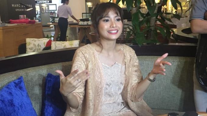 Acha Septriasa Bunting Pelamin Anak Pertama