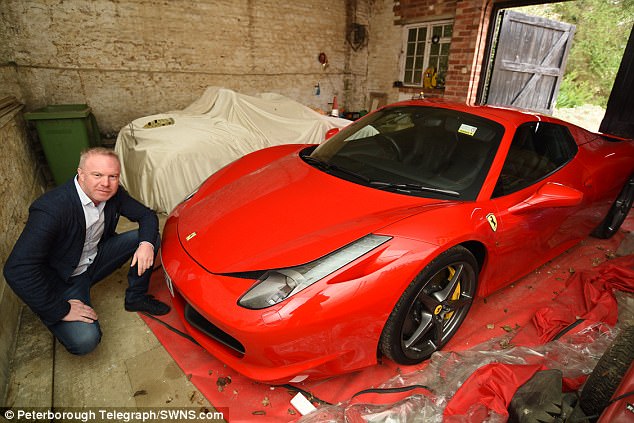Jalan Berlubang, Pemilik Ferrari Saman PBT