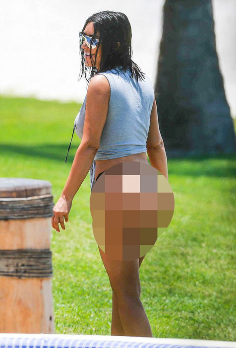 Punggung Berselulit, Kim K Hilang 100k Followers IG