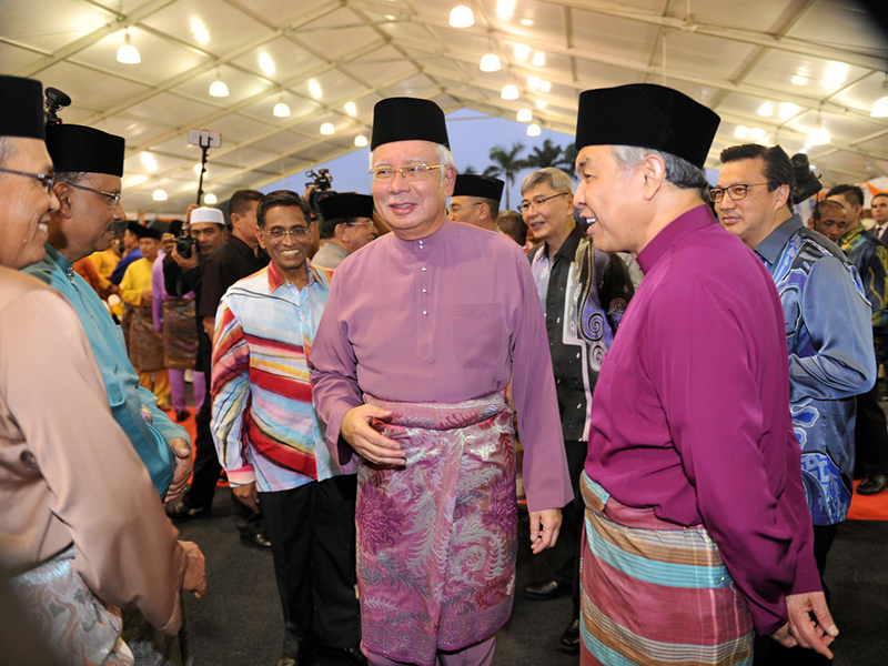 Najib Berbuka Bersama Anggota Kabinet, MB Dan KM - MYNEWSHUB