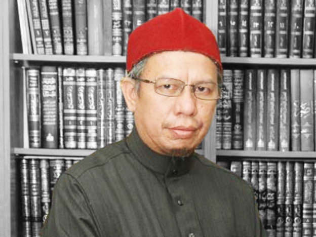 Tak Pakai Topi Keledar, Mufti Wilayah Minta Maaf