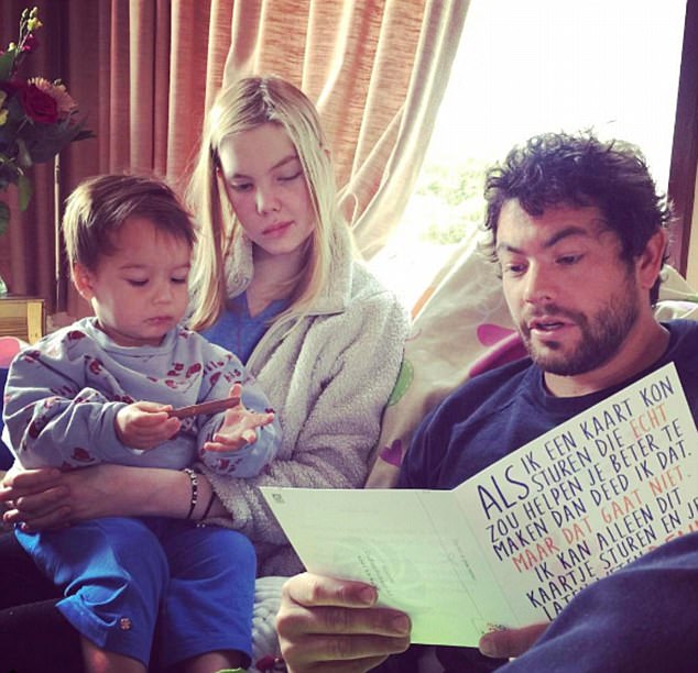 Gadis Hidap Barah Terima 33,000 Kad Ucapan