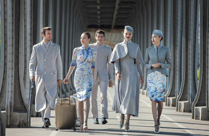 Wow... Ini Model 'Fashion Show' Ke Atau Kabin Krew?
