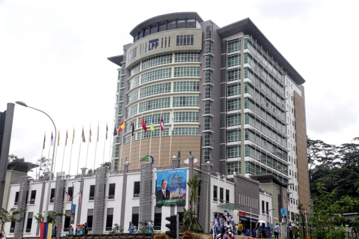 95 Usahawan IKS Terima Sumbangan Peladang « MYNEWSHUB