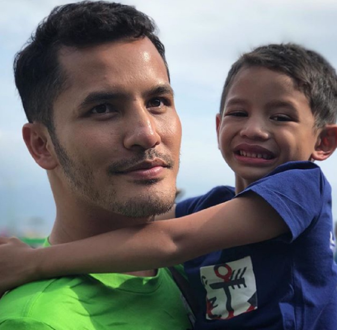Ibraheem Adham Bin Aliff Syukri - Tunggu Isteri Di Dewan Bersalin
