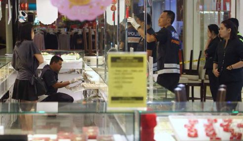 3 Lelaki Rompak Kedai Emas Di Kota Damansara Mynewshub
