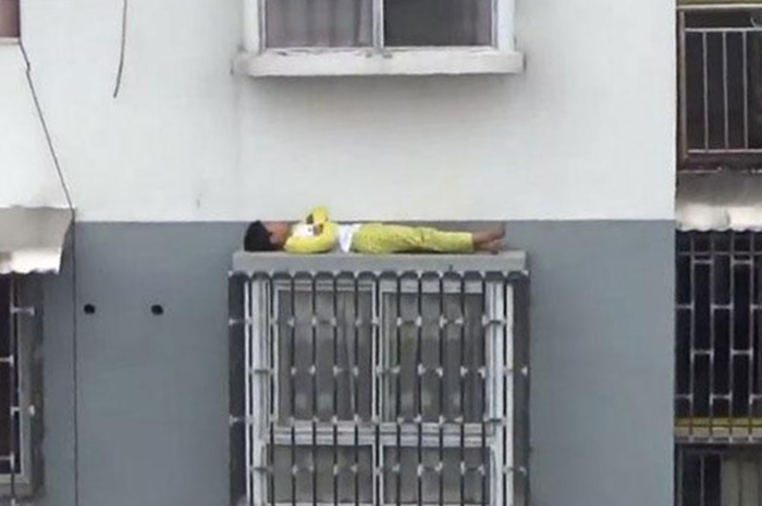 "Tak Takut Ke Dik Tidur Di Belebas Tingkap?" - MYNEWSHUB