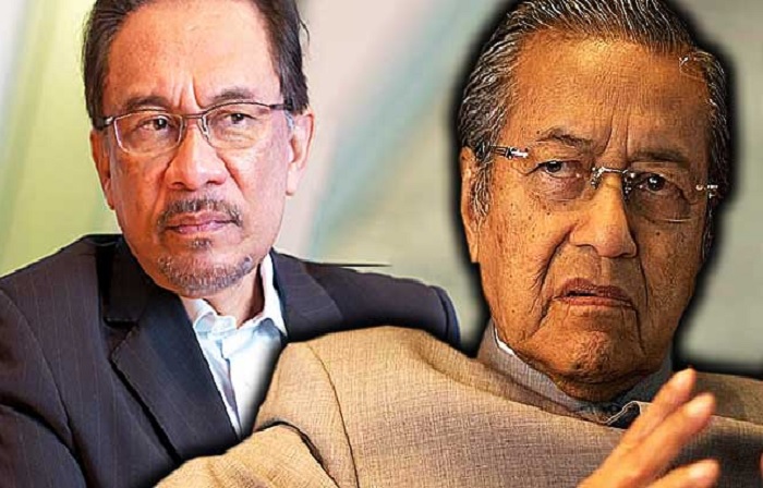 Majoriti Mahu Tun M Berundur Diganti Anwar