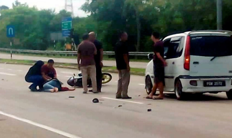 Pelajar, Pekerja Restoran Maut Nahas Tiga Kenderaan 