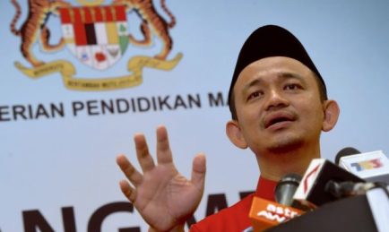 Pejuang Bahasa Melayu Sepakat Bantah Iktiraf UEC