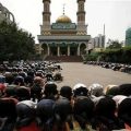 Umat Islam China Bantah Runtuhkan Masjid