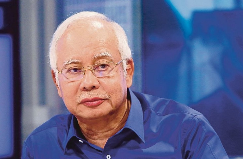 Najib Tanya Azmin, Adakah Singapura Rasuah Rakyatnya 