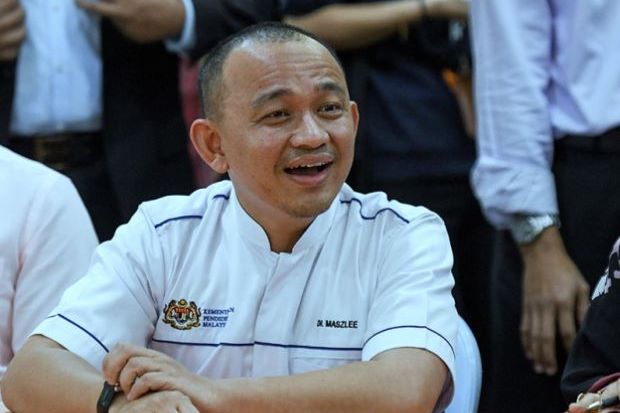 Dr. Maszlee