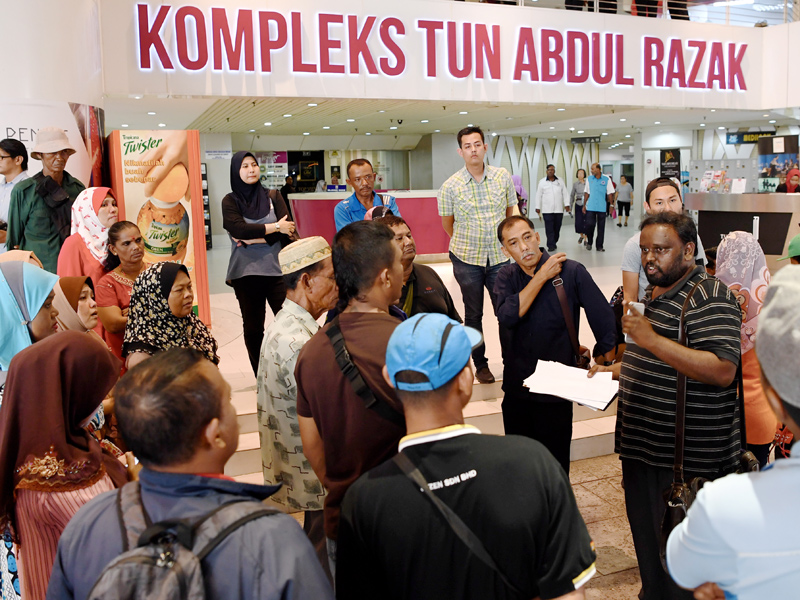Penduduk PPR Ampang Jajar Serah Memorandum – MYNEWSHUB