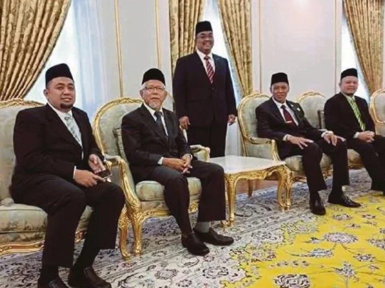 Angkat Sumpah Menteri Besar Kedah Ahad? - MYNEWSHUB