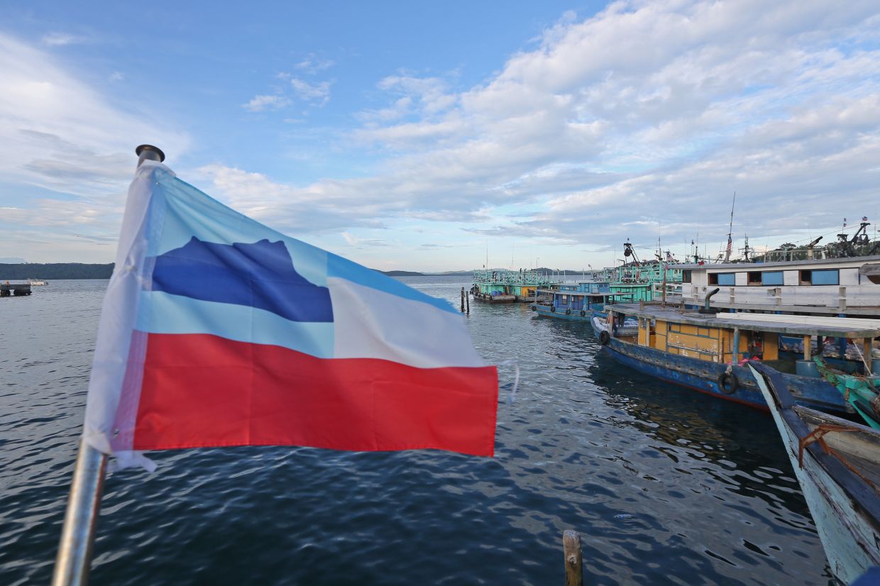 Pembangkang Malaysia Kategori Dayus