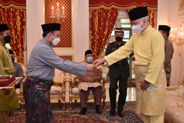 MAIPk Terima Zakat Perniagaan RM11.8 Juta