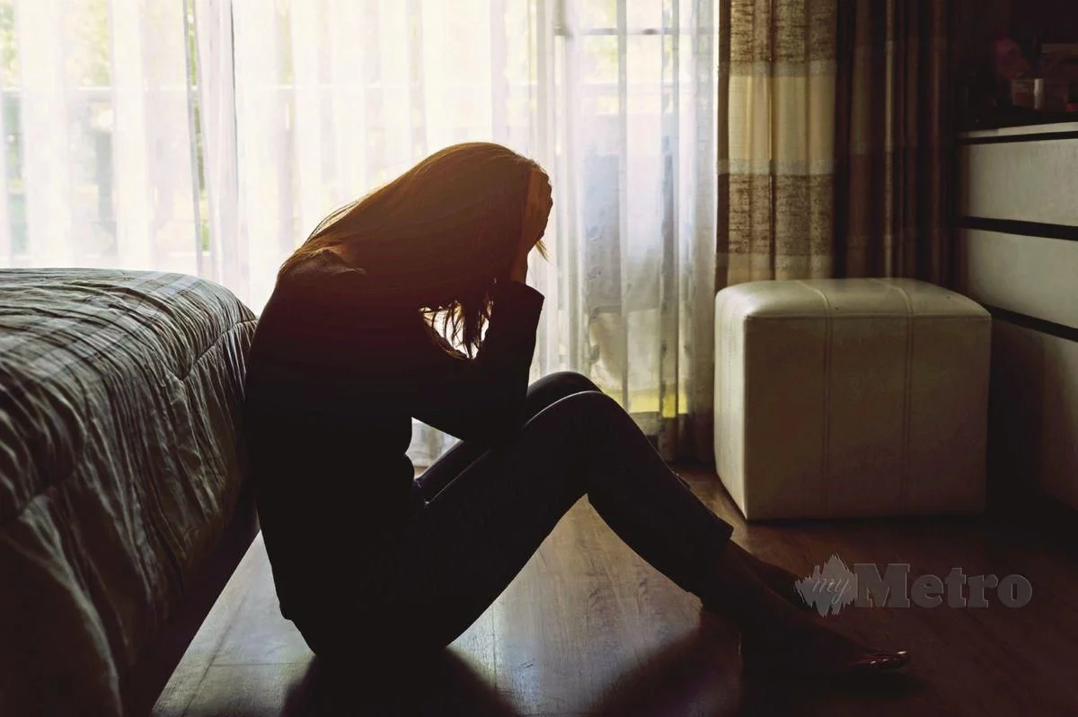 Wanita Dakwa Dicabul Pegawai Exco