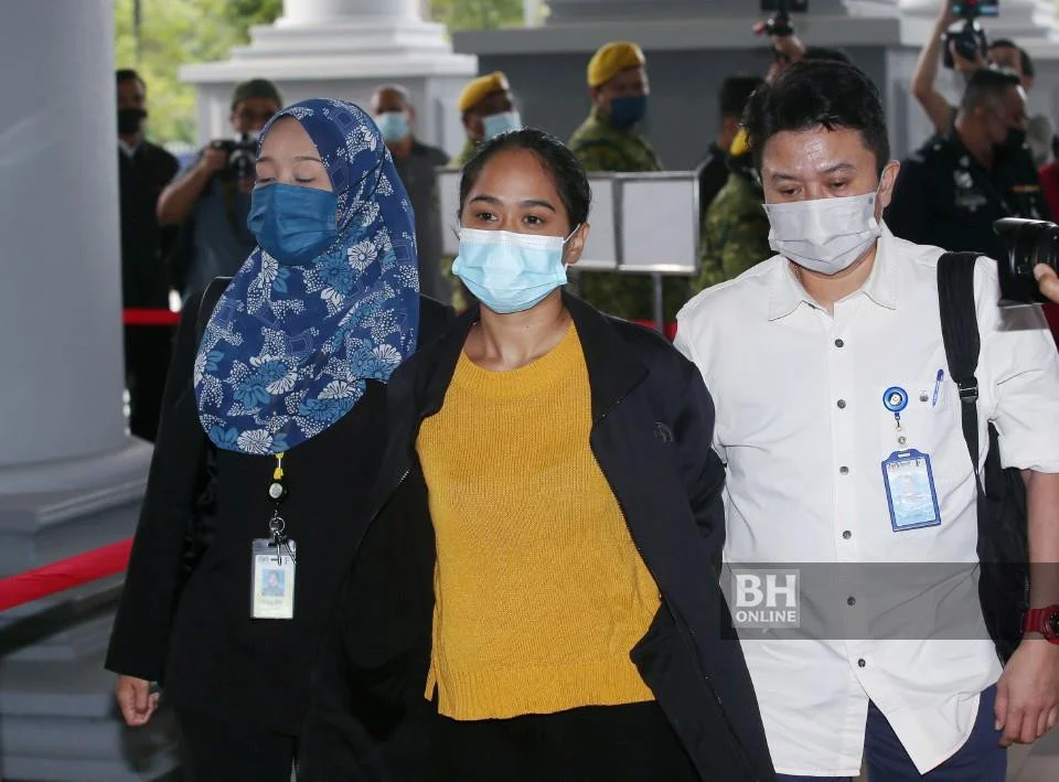 Pasangan Hina Islam Bayar Wang Ikat Jamin