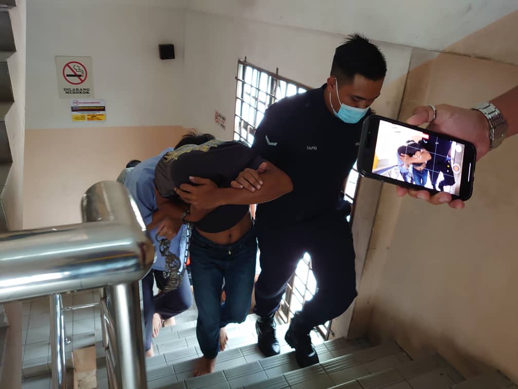 Pemandu Lori Rempuh 11 Kenderaan Miliki 33 Saman Lampau